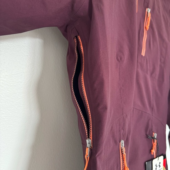 UA Storm Nimbus GTX Shell Jacket - Picture 7 of 14